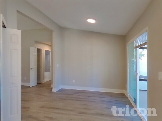 Foto del edificio - 1379 High Plains Dr W