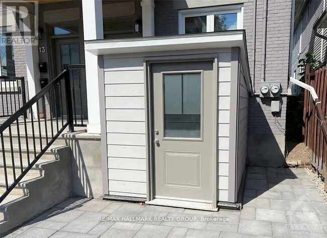 Building Photo - 15 Marier Ave