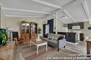 Foto del edificio - 1045 Cherry St