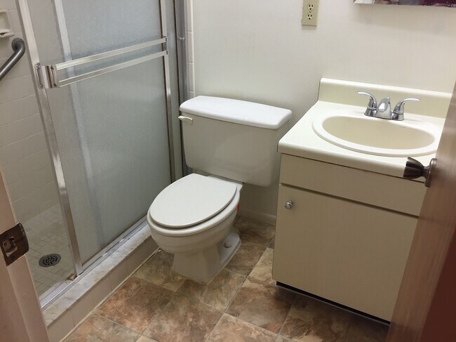 Foto del edificio - 4247 66th St Cir W