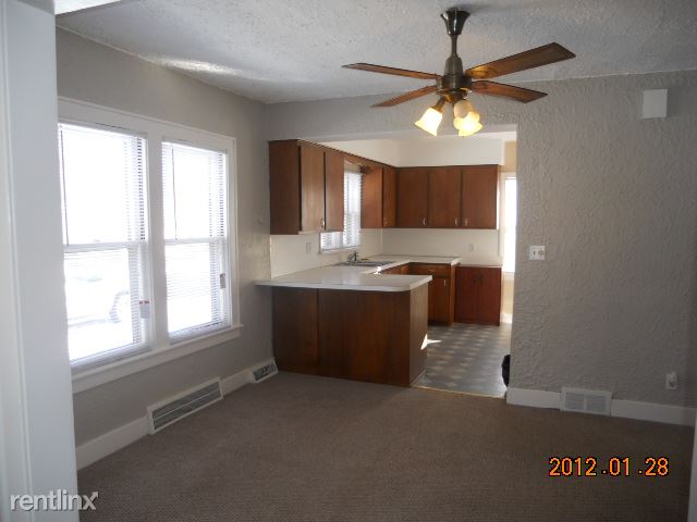 Foto del edificio - 995 Lakeview St