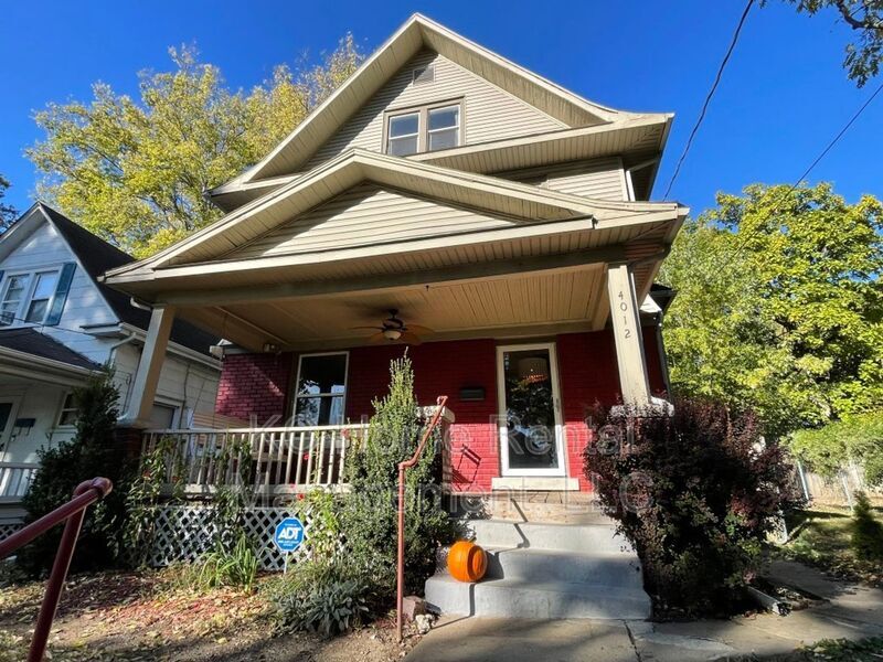 Foto principal - 4012 Genessee St