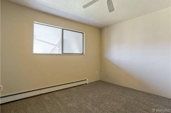 Building Photo - 645 Manhattan Pl