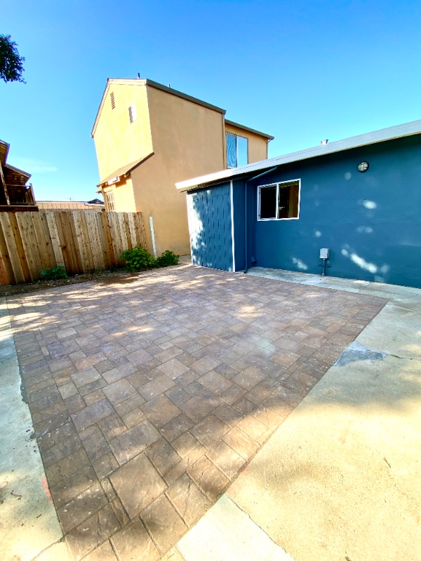 Photo - 635 N Delaware St Apartment