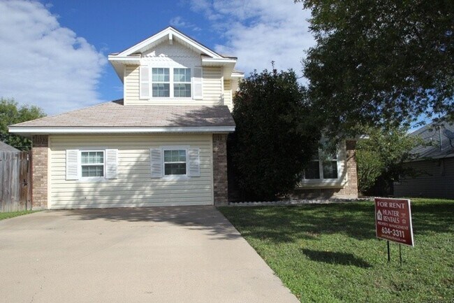 Building Photo - Two Story Willowsprings Home