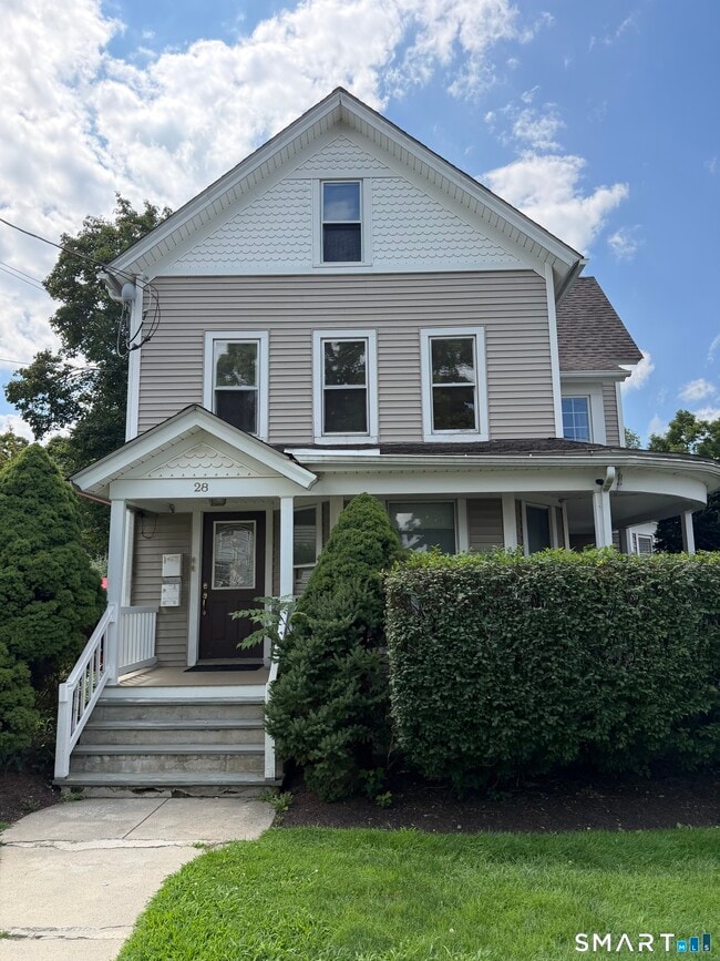 Building Photo - 28 Davis St