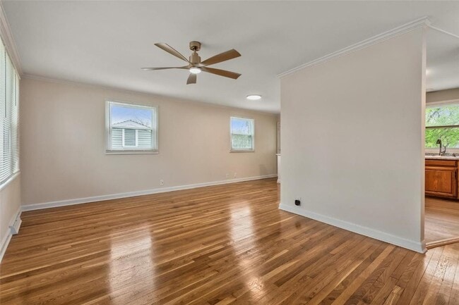 Building Photo - 637 Karess Dr