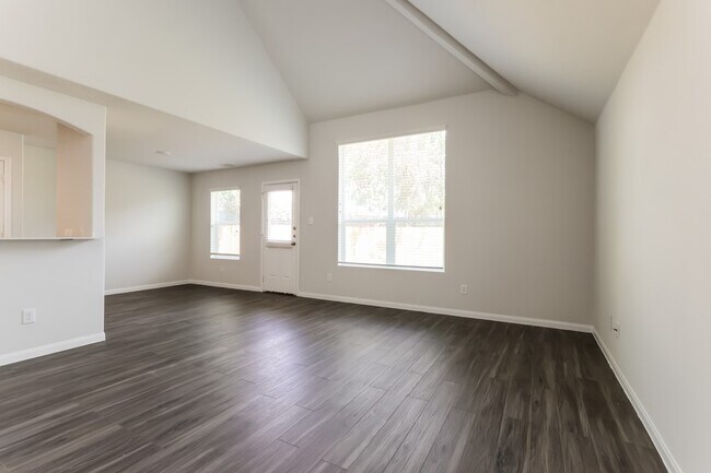 Building Photo - 14715 Kendalls Path Ct