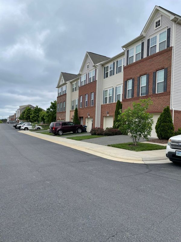 Foto del edificio - 22562 Highcroft Terrace
