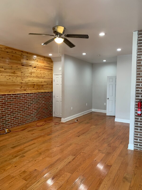 Foto del edificio - 2743 Kensington Ave