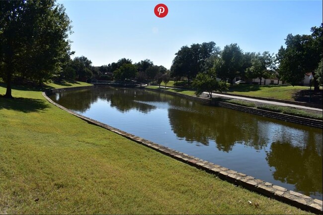 Foto del edificio - 541 Ranch Trail