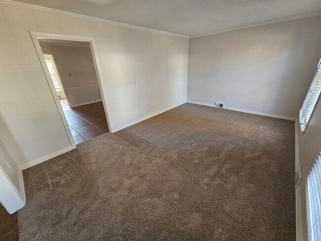 Building Photo - 6979 Stillbrook Dr