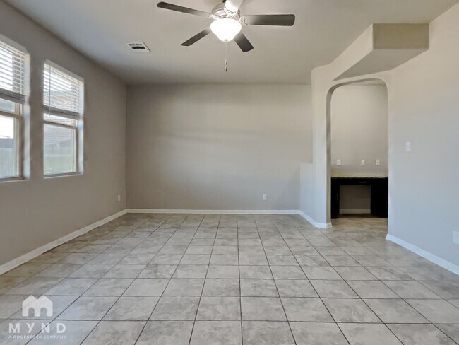 Foto del edificio - 11335 Decidedly