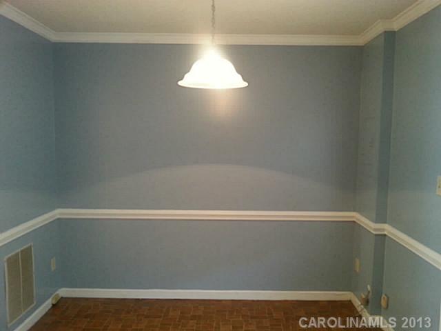 Foto del edificio - 7602 Holly Grove Ct