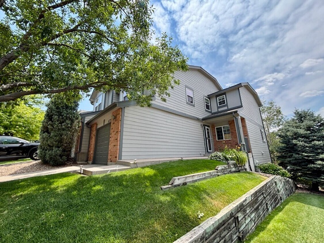 Foto principal - 10291 York Pl