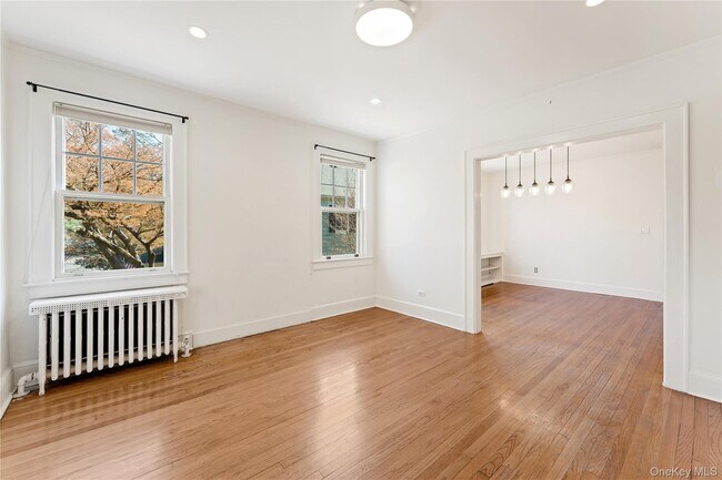 Foto del edificio - 92 Pocantico St