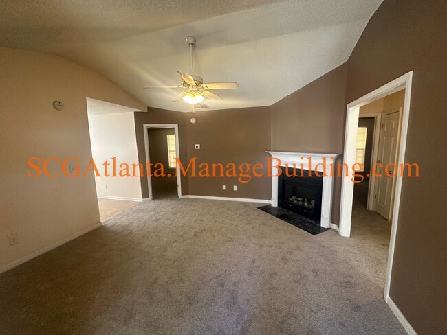 Foto del edificio - 152 Willow Springs Ln