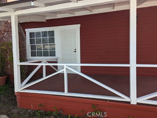 Building Photo - 1406 N Arroyo Blvd