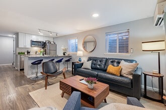 Building Photo - 1256 N Washington St Building Photo - 1256 N Washington St