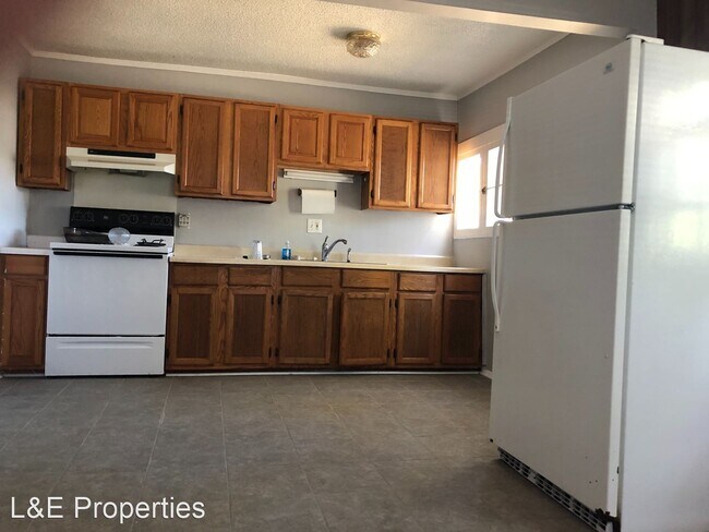 Foto del edificio - 2 br, 1 bath House - 408 W Charlotte Avenue