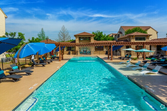 Madera - Madera Apartments