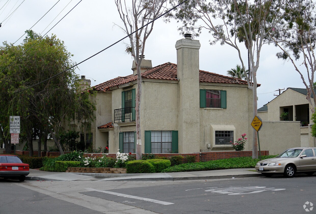 Building Photo - 2502 Monte Carlo Dr