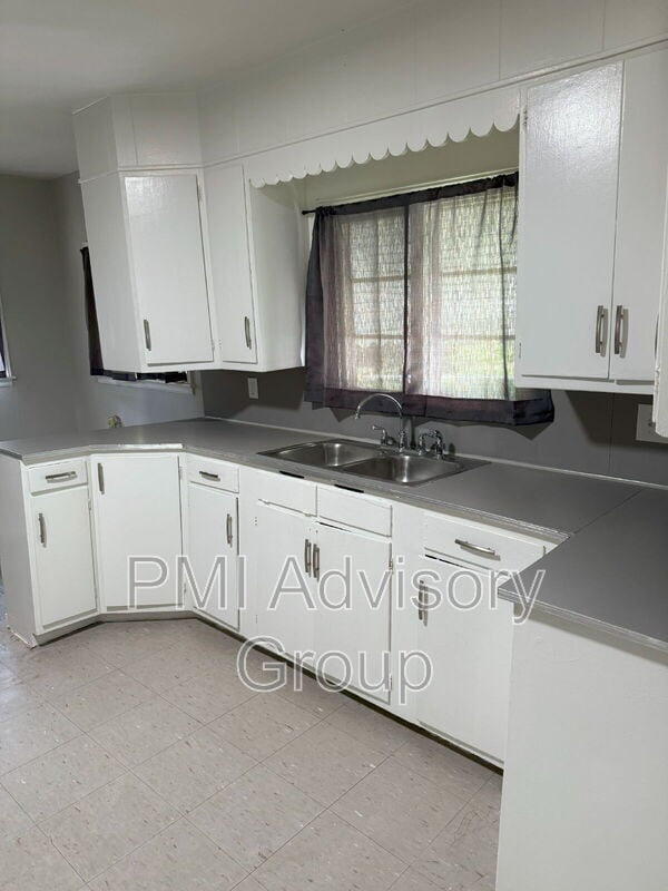Foto del edificio - 3701 SW Munson Ave