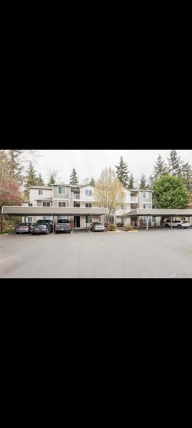 Building Photo - 12530 Admiralty Way