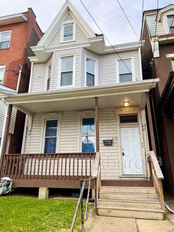 Primary Photo - 312 Meyran Ave