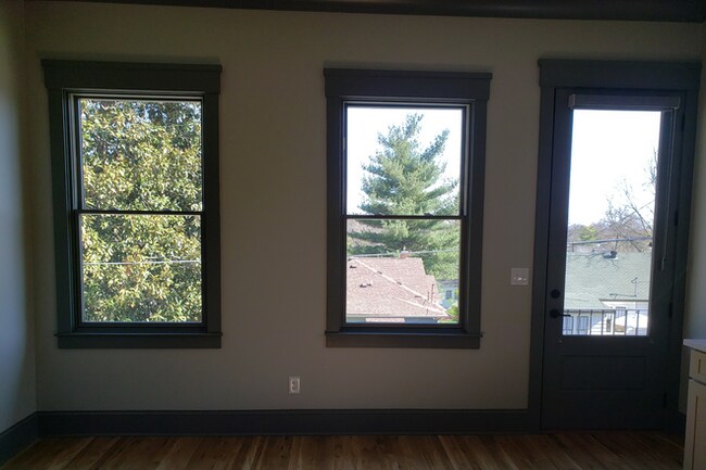 Foto del edificio - 1514 Clayton Ave