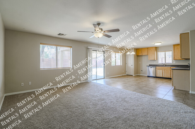 Foto del edificio - $1000 off the 1st full month's rent with a...