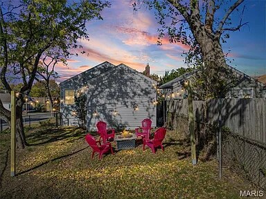 Foto del edificio - 8600 Mathilda Ave