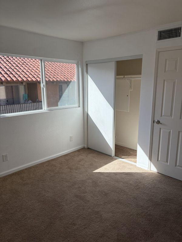 Foto del edificio - 2020 Guthrie St N