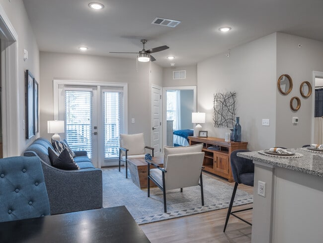 The Eagle: 3BR, 2BA- Living Room - The Waters At Redstone