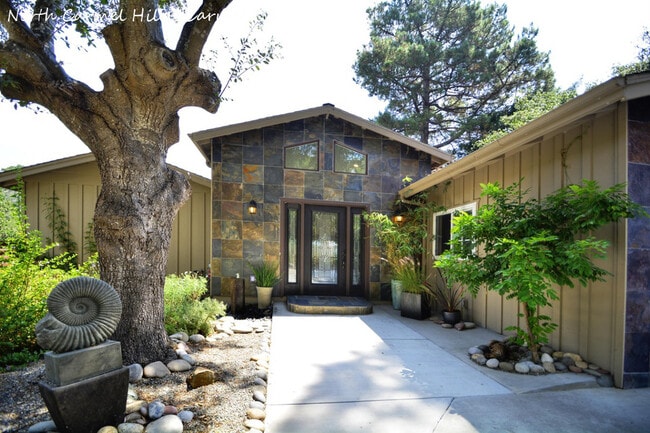 Foto del edificio - 24971 N Carmel Hills Dr