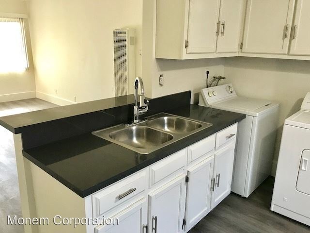 Foto del edificio - 4341 W 169th St