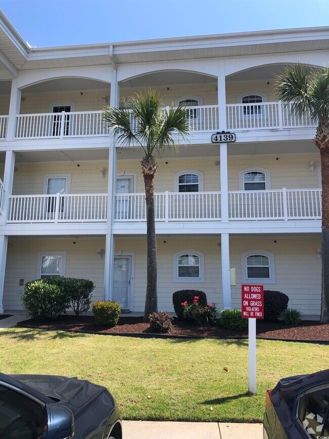 Building Photo - 4139 Hibiscus Dr