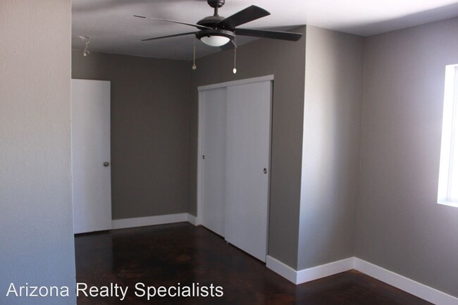Building Photo - 6 br, 6 bath House - 1228 S Mckemy ST
