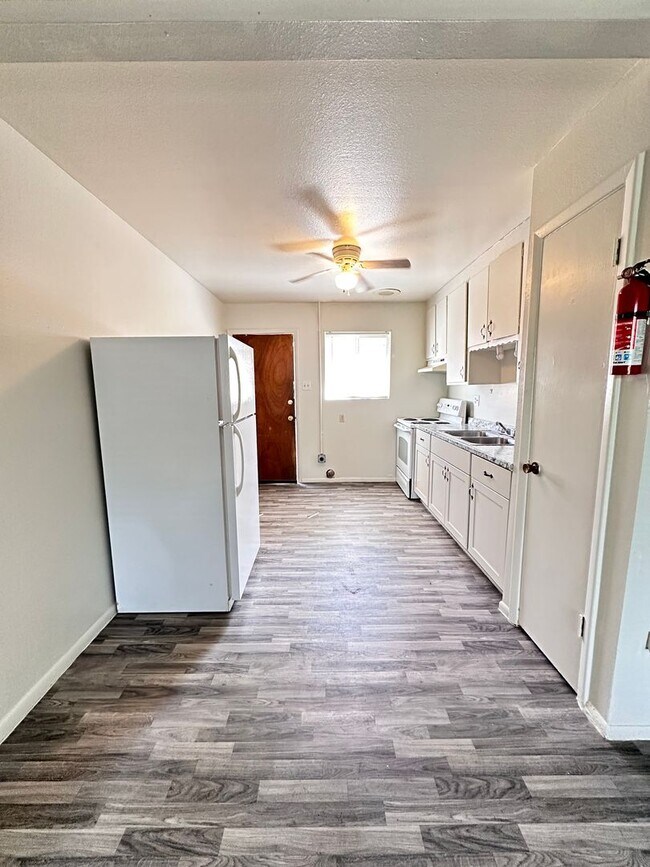 Foto del edificio - 3215 Morris St NE