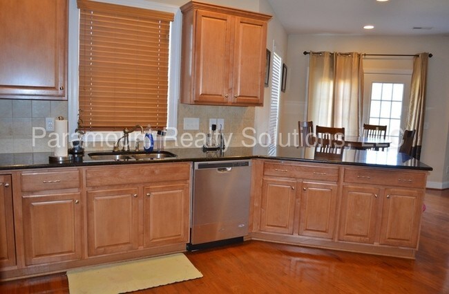 Building Photo - 419 Westfalen Dr