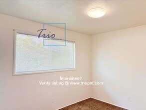 Building Photo - 3535 E Amazon Dr