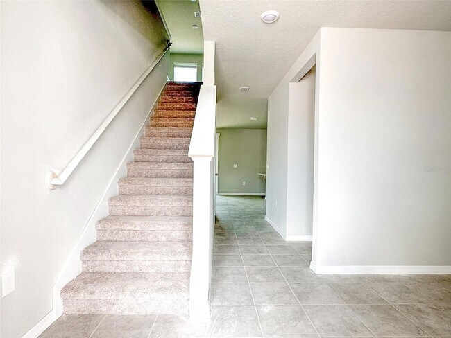 Foto del edificio - 484 Sun Warbler Wy