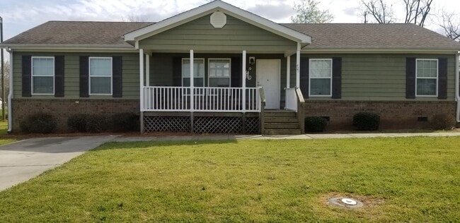 Building Photo - Pecan Grove Apartments