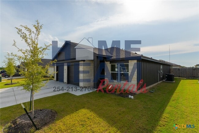 Building Photo - 911 Cherry Laurel Ln