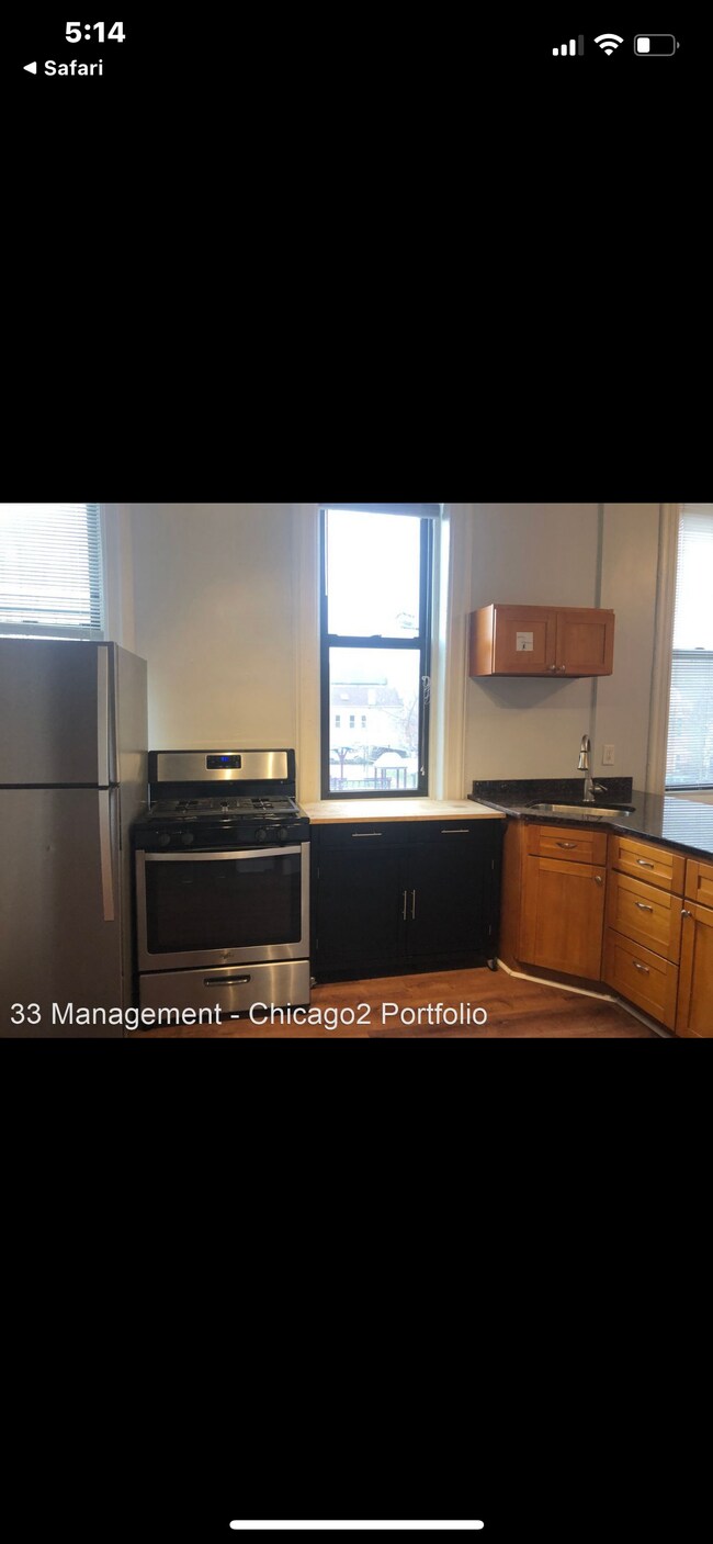 Building Photo - 1801 S Throop St