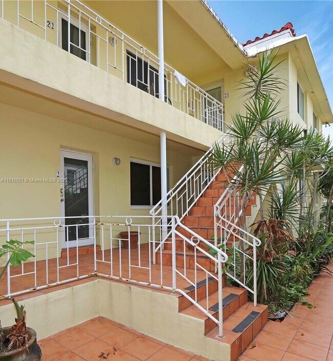 Foto del edificio - 6831 Abbott Ave