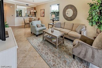 Building Photo - 9735 Acqua Ct