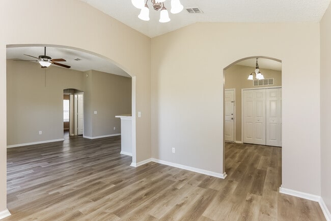 Building Photo - 1448 Seawolf Trail N