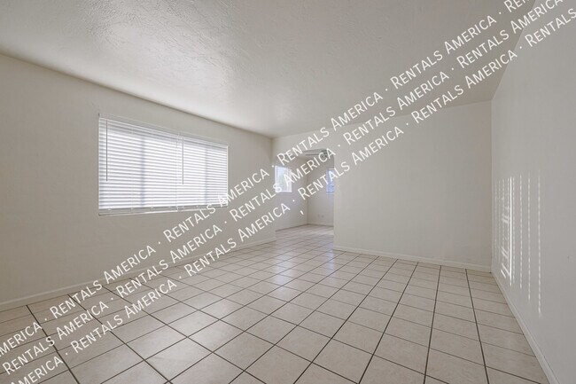 Foto del edificio - 8835 N 28th Ave