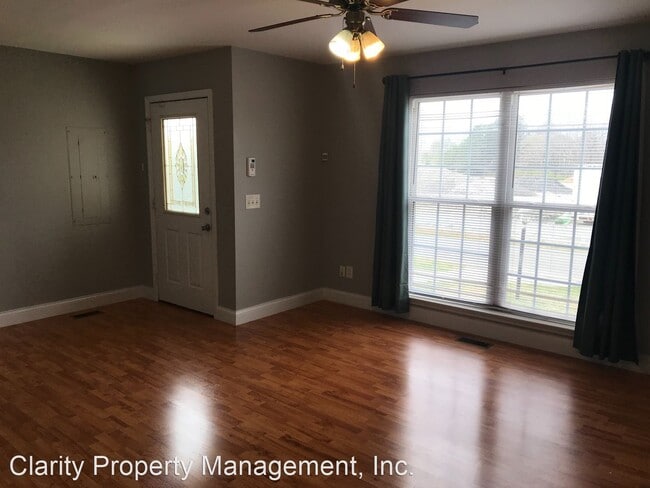 Building Photo - 3 br, 2 bath House - 1459 Weeks Drive NE